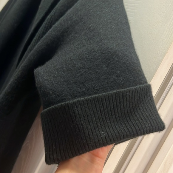 Tahari Black Thick Cardigan Sweater - Picture 5 of 8